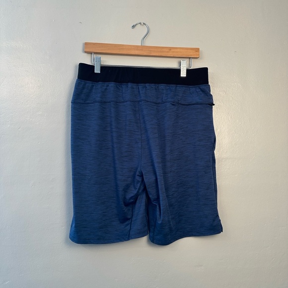 Born Primitive Men’s athletic shorts blue size medium - Picture 4 of 11